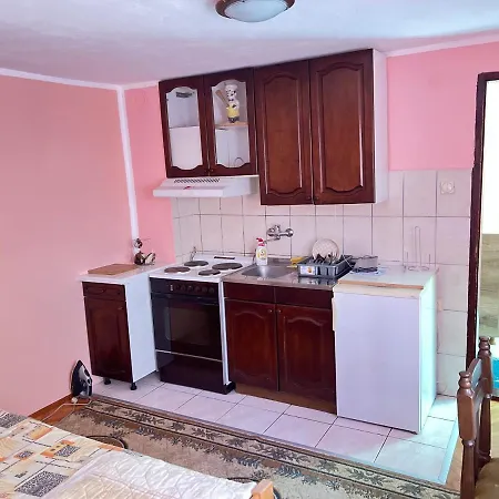 Alegrija Sobe Apartment *