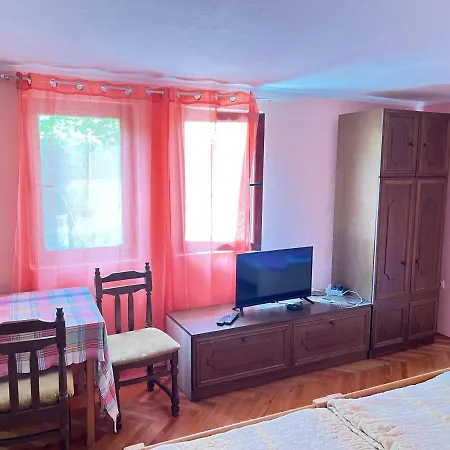 Apartment Alegrija Sobe *